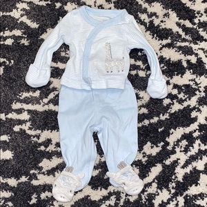 SOLD ❌. Preemie matching set boy
